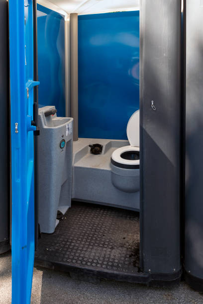 Porta potty rental for outdoor events in North Pembroke, MA